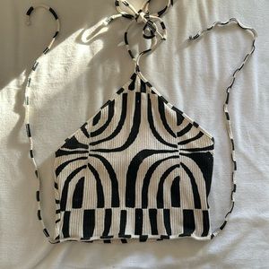 ZARA GEOMETRIC CROP TOP HALTER